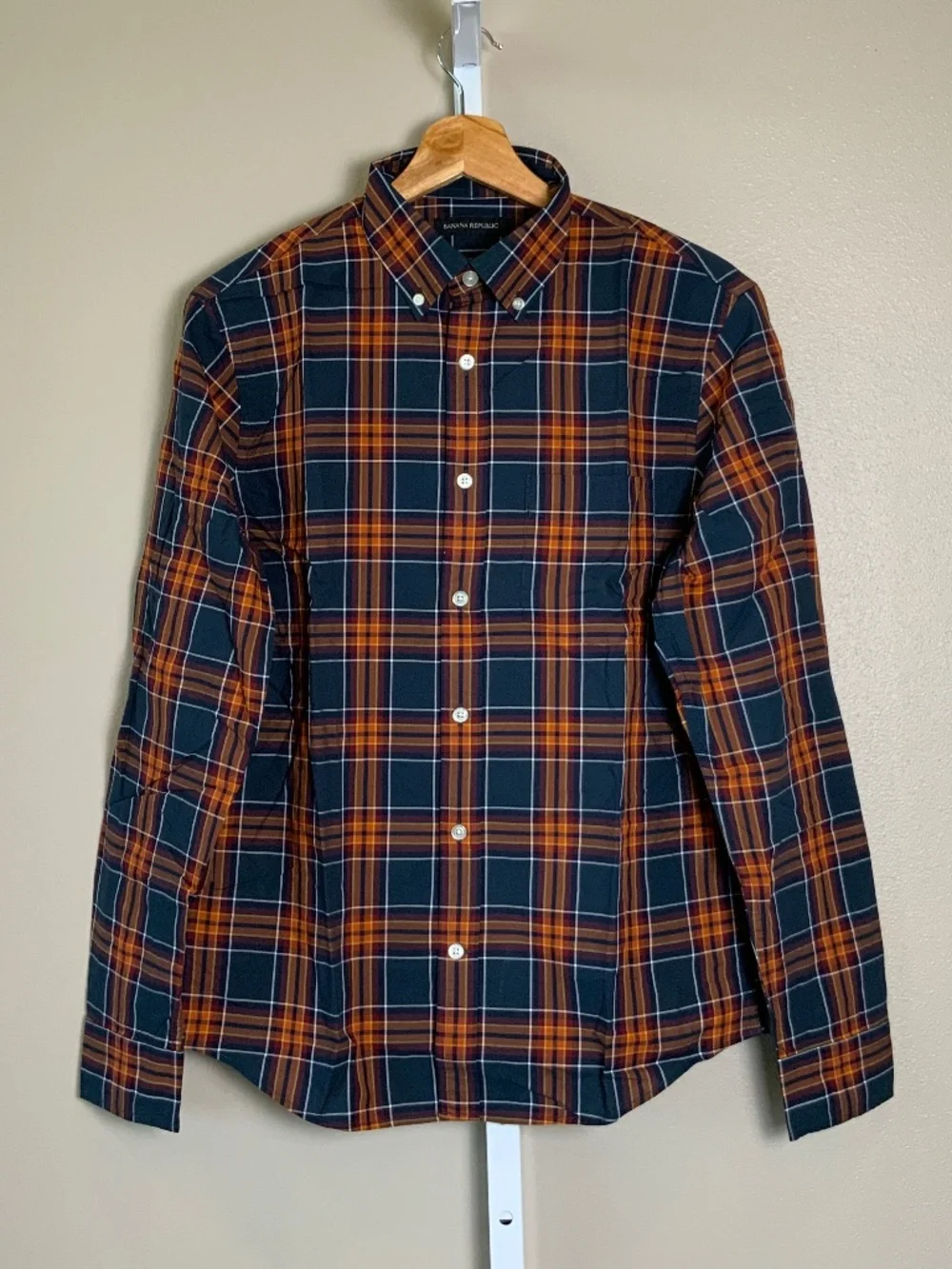 Banana Republic Untucked Slim Fit Plaid Button Down Oxford Shirt